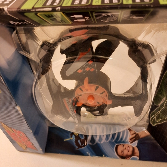 Air hogs hand control ufo - Picture 6 of 11